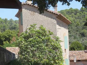 Gîte pour 8 personnes, avec vue et terrasse à Moissac-Bellevue