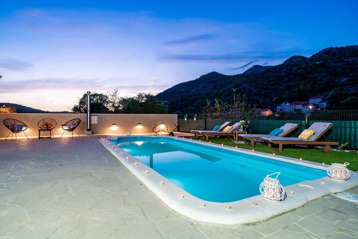 3-Zimmer-Haus mit Pool Oslje, Dubrovnik K-18381 in Dubrovnik-Neretva
