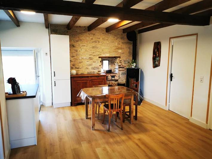 Appartement de vacances pour 6 personnes, avec Balcon et Terrasse ainsi que Jardin et Piscine