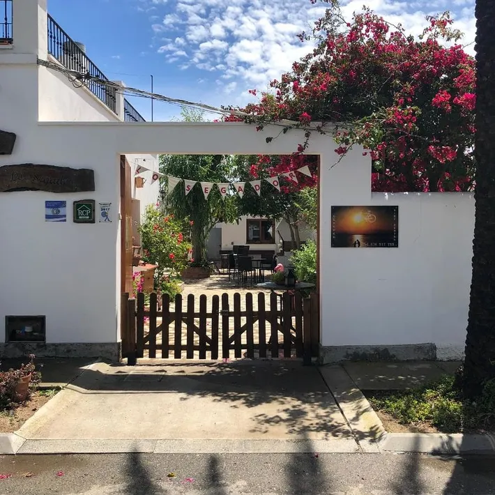 Casa rural para 3 personas, con jardín y vistas - 1