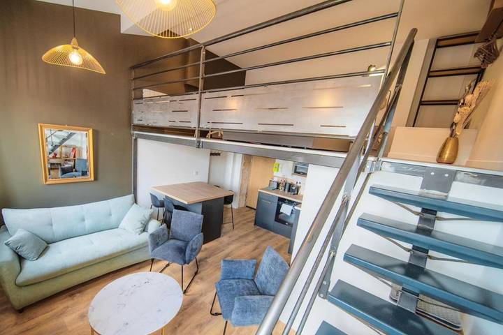 Gîte pour 2 personnes dans Théâtre de la Croix Rousse