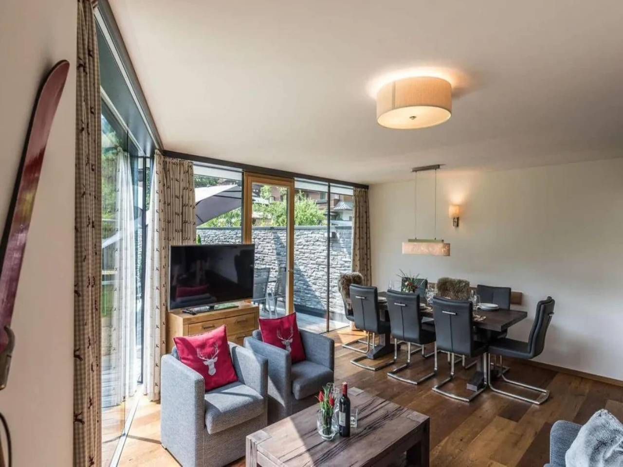 Ferienhaus mit Bergblick für 8 Personen mit Sauna in Neukirchen am Großvenediger, Pinzgau