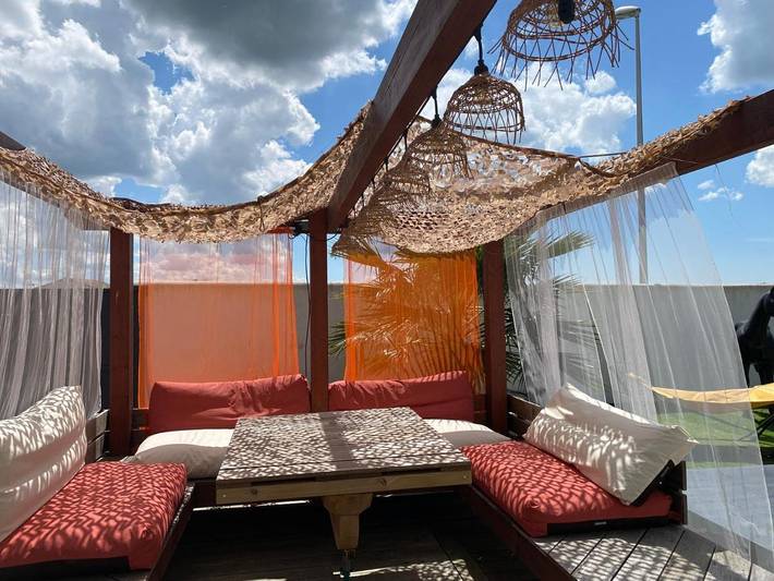 Appartement de vacances pour 2 personnes, avec Terrasse ainsi que Piscine et Vue
