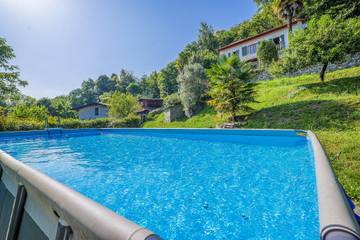 Ferienhaus für 6 Personen in Comune di Luino, Lago Maggiore (Lombardei), Bild 2