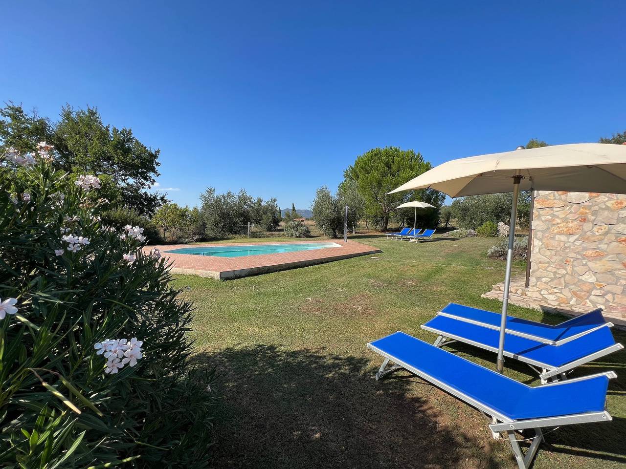 Ferme "Roccia" avec piscine partagée, terrasse privée et Wi-Fi in Pitigliano, Province de Grosseto