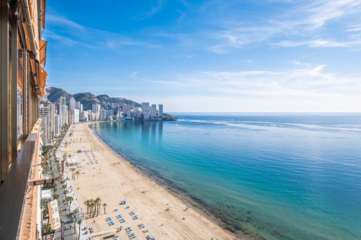 Ferienwohnung für 8 Personen, mit Balkon und Garten in Benidorm - 2