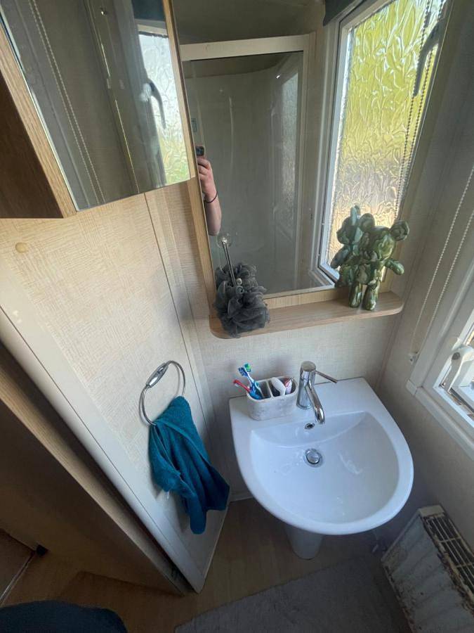 Caravan in Northampton, Northamptonshire