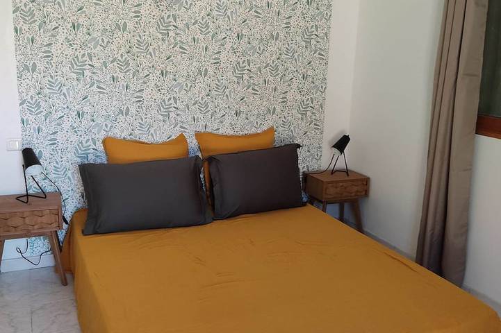 Location de vacances pour 10 personnes, avec terrasse et jardin à Manso (homonymie) - 4