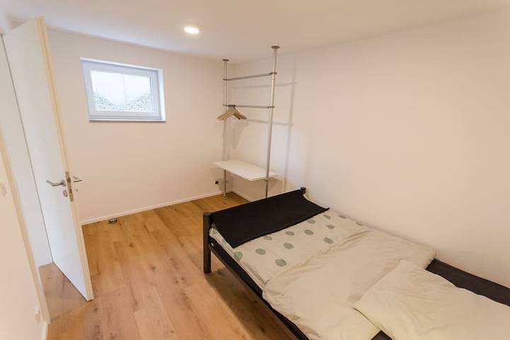 Ferienwohnung für 2 Personen, mit Terrasse und Garten in Aalen - 2