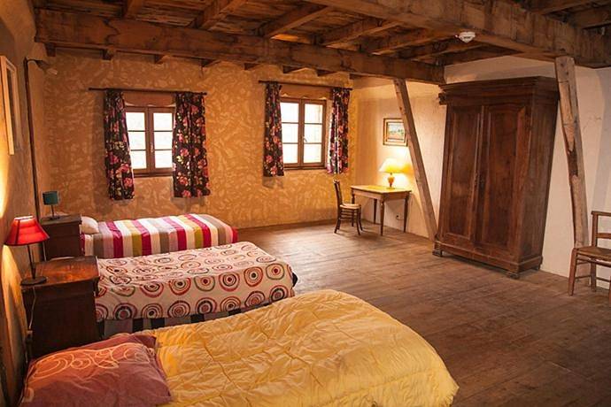 Hôtel pour 6 personnes, avec terrasse ainsi que jardin et vue, animaux acceptés dans Lozère - 2