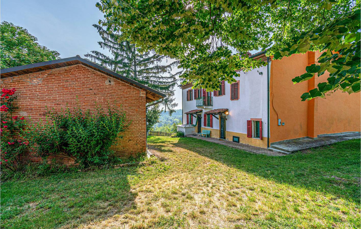Appartamento intero, Accogliente appartamento con parcheggio, cucina e Wi-Fi in Vignale Monferrato, Provincia d'Alessandria