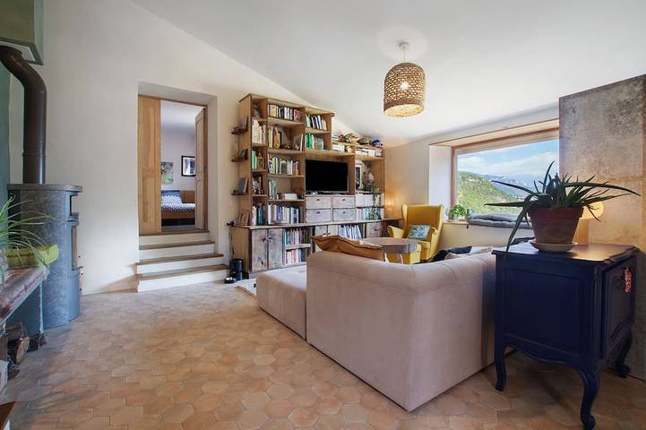 Location de vacances pour 4 personnes, avec Jardin à Val-de-Chalvagne