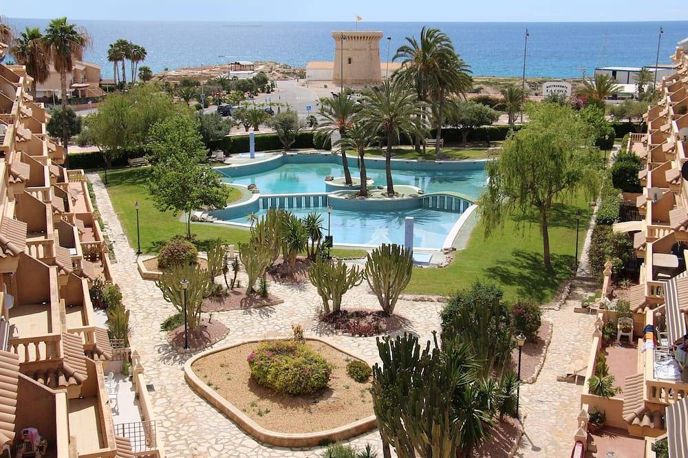 Ganze Wohnung, Luxusapartments in Hafennähe zu vermieten; Boulevard, Sandstrand in El Campello, Costa Blanca