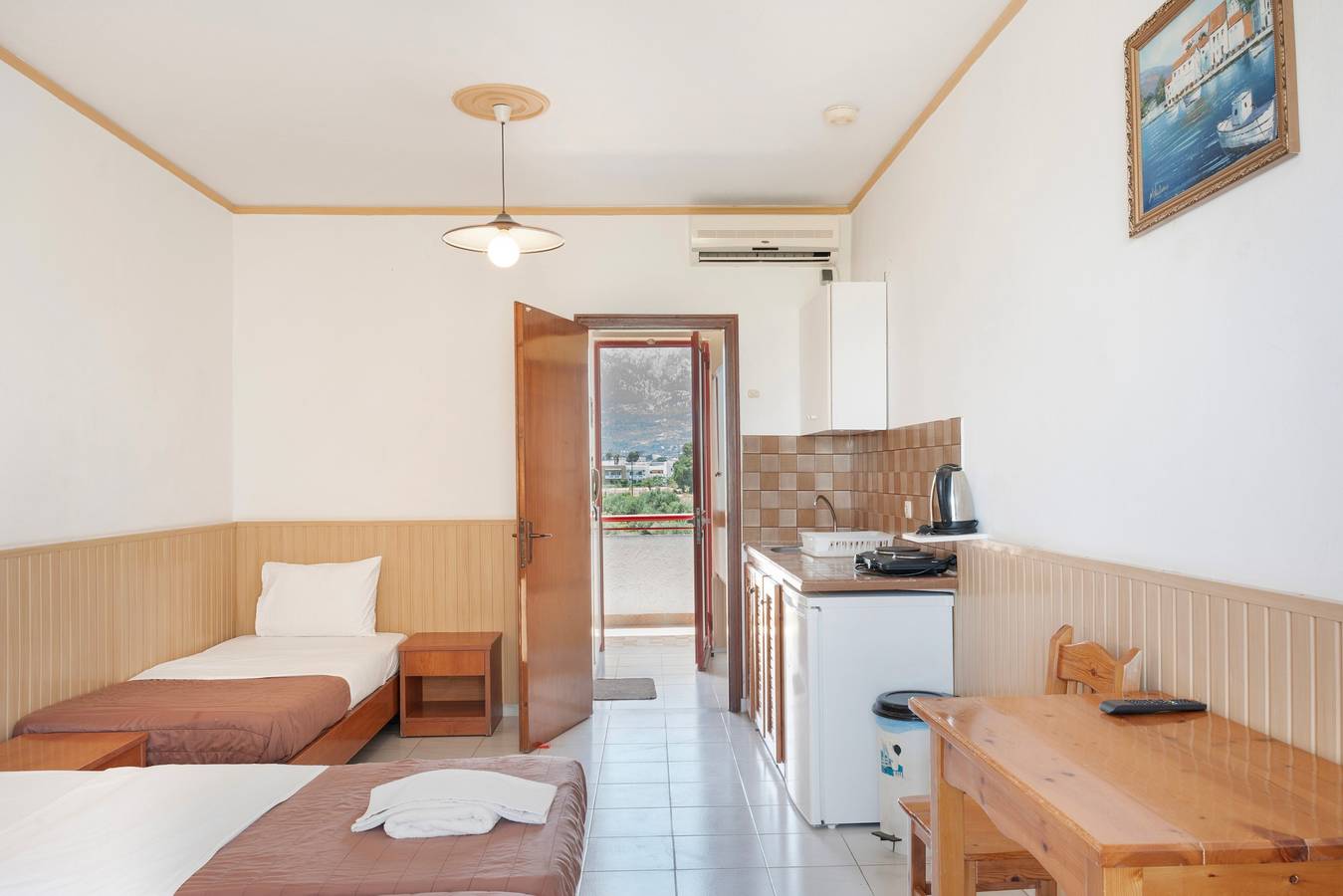 Studio Appartement 'Golden Sun 5' met Uitzicht op Zee, Gedeeld Zwembad en Wifi, foto 6