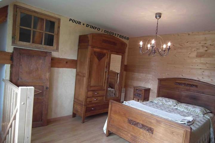 Gîte pour 6 personnes, avec Jardin à Albepierre-Bredons