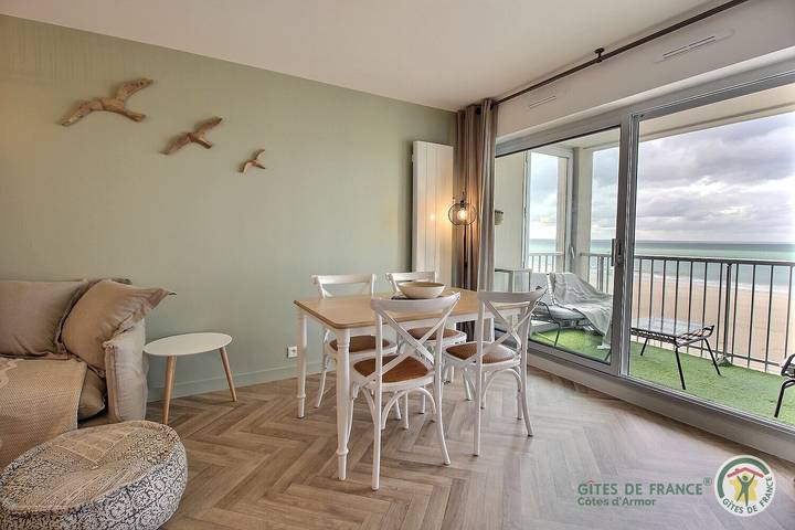 Gîte pour 4 personnes, avec terrasse à Pléneuf-Val-André - 3