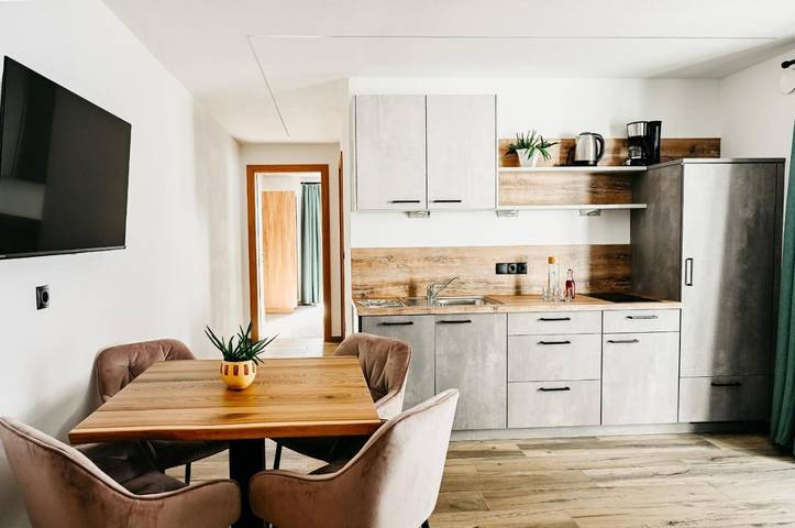 Ferienwohnung für 6 Personen, mit Garten und Ausblick sowie Sauna, kinderfreundlich in Brenner - 2