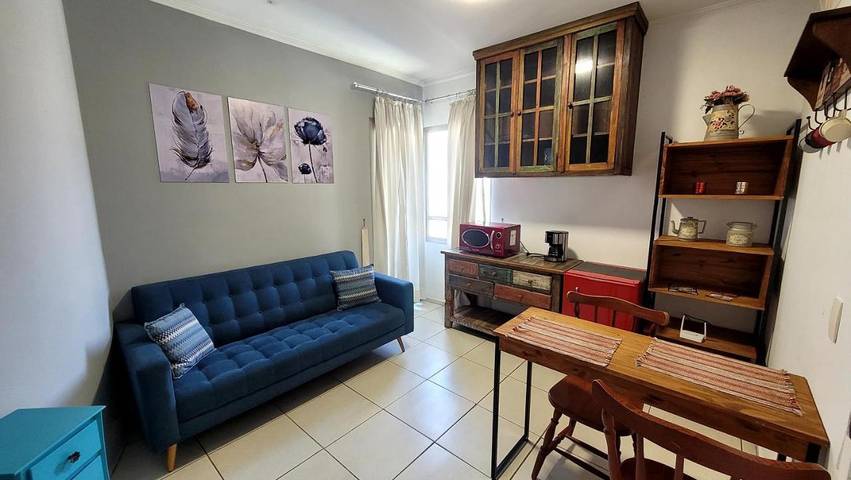 Casas e apartamentos de temporada para 2 pessoas, com balcão e vista na Liberdade