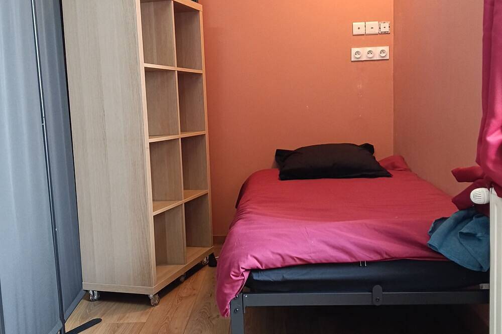 Appartement entier, Loft Neuf 47 m2 entre Vercors et au pied de la Chartreuse très confortable in Saint-Martin-le-Vinoux, Isère