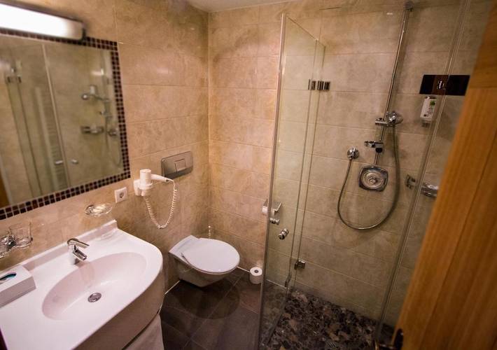 Maison d’hôte pour 2 personnes, avec sauna et piscine ainsi que terrasse et vue à Hintertux - 3