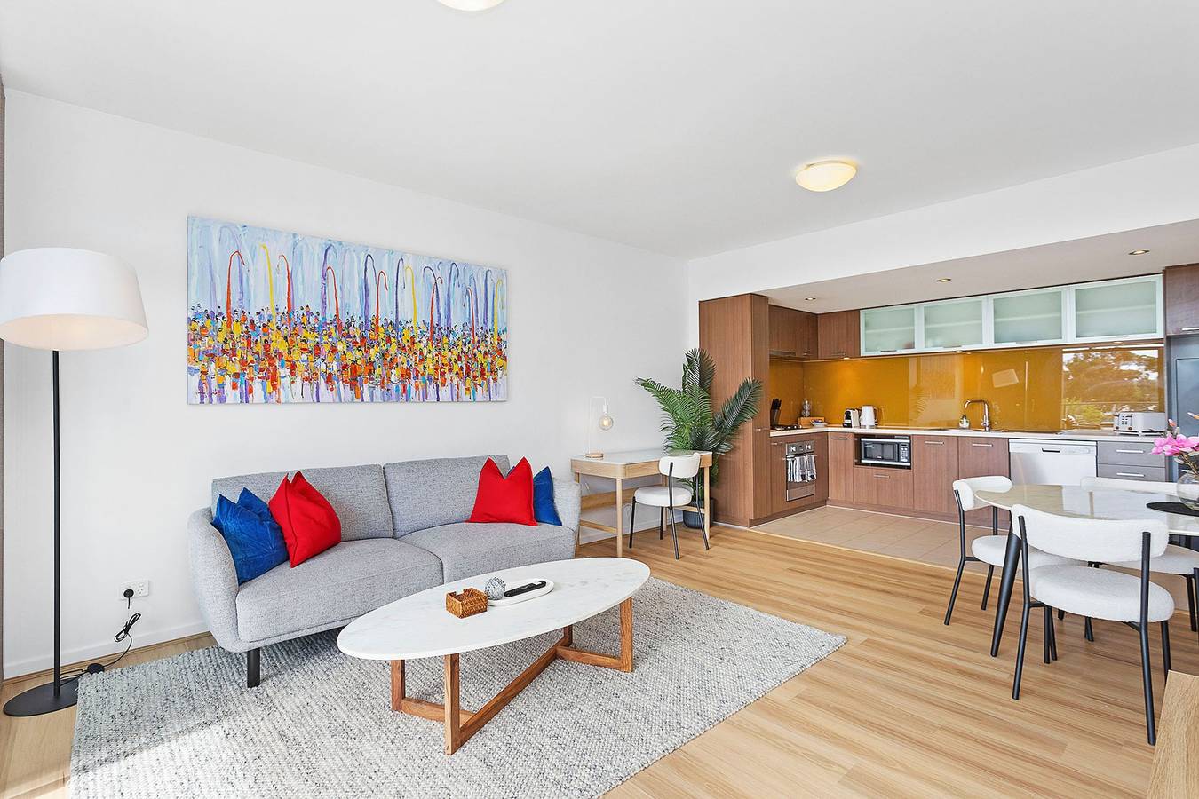 Entire apartment, 1Bdr + Parking on Beaufort Street in Perth, Western Australia