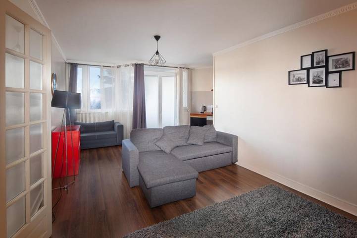 Appartement de vacances pour 6 personnes, avec balcon à Arcueil