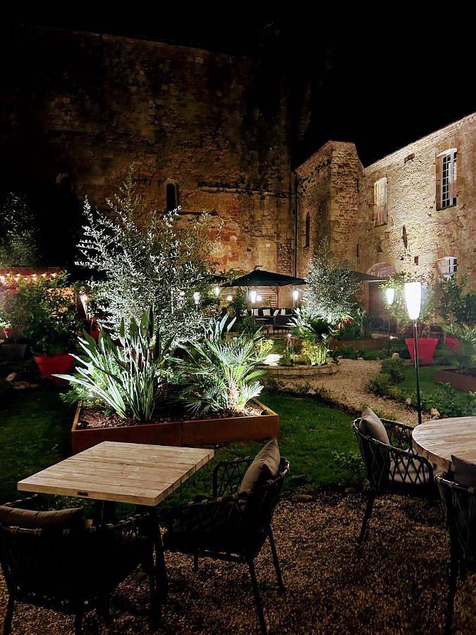 Hôtel pour 3 personnes, avec piscine et jardin ainsi que jacuzzi et sauna à Saint-Mont - 3