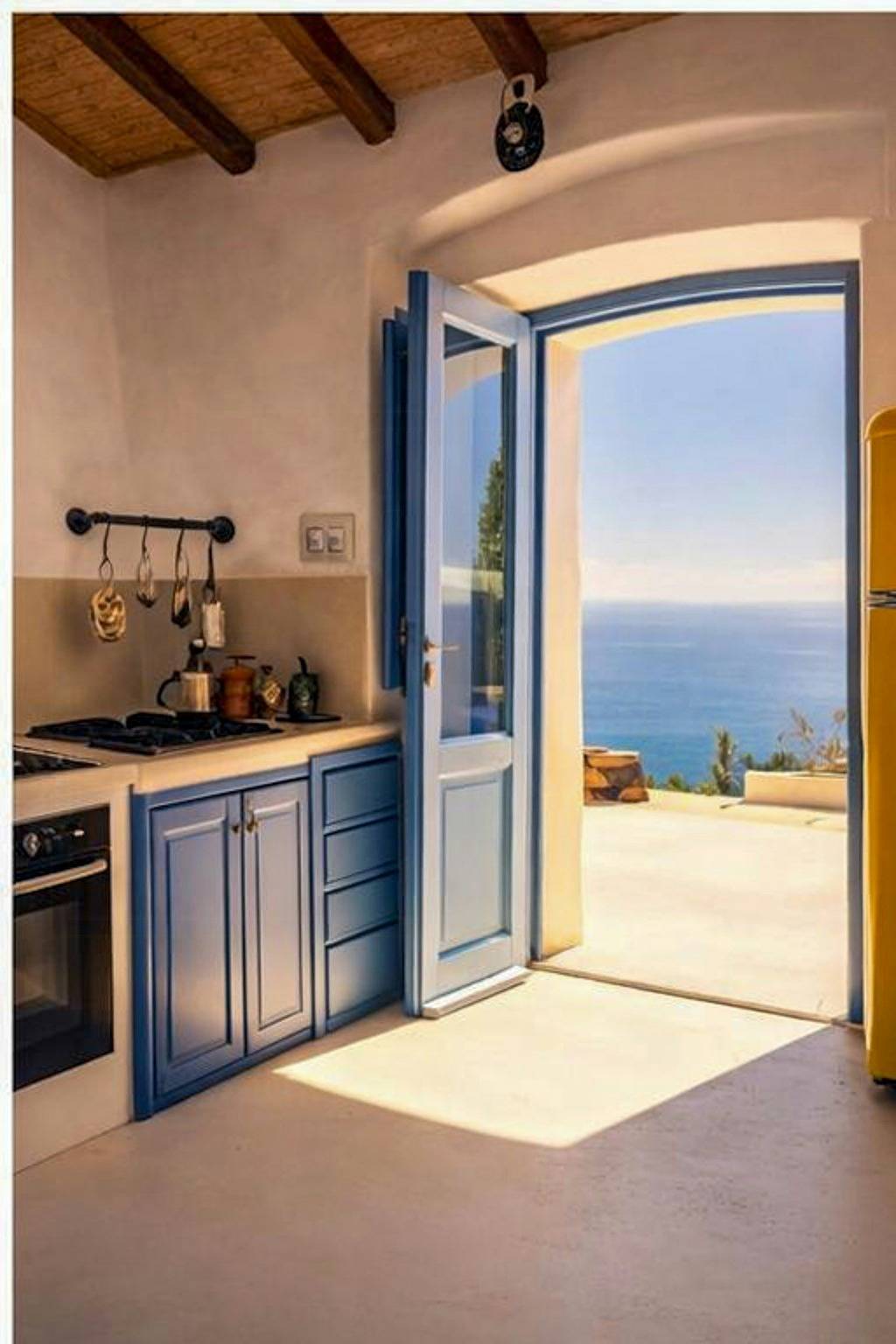 Appartamento intero, Casa eoliana con vista vulcani ad Alicudi in Alicudi