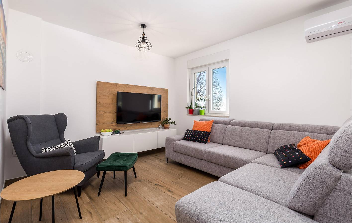 Holiday home for 5 people with terrace in Primorje-Gorski Kotar