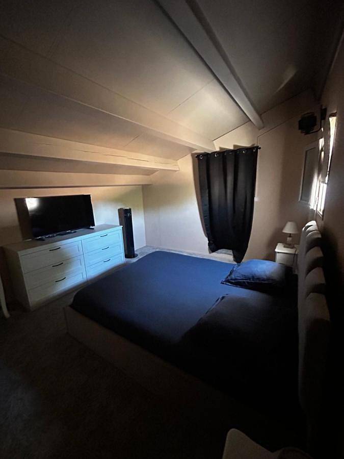 Location de vacances pour 7 personnes, avec terrasse ainsi que piscine et jardin à Mireval - 2