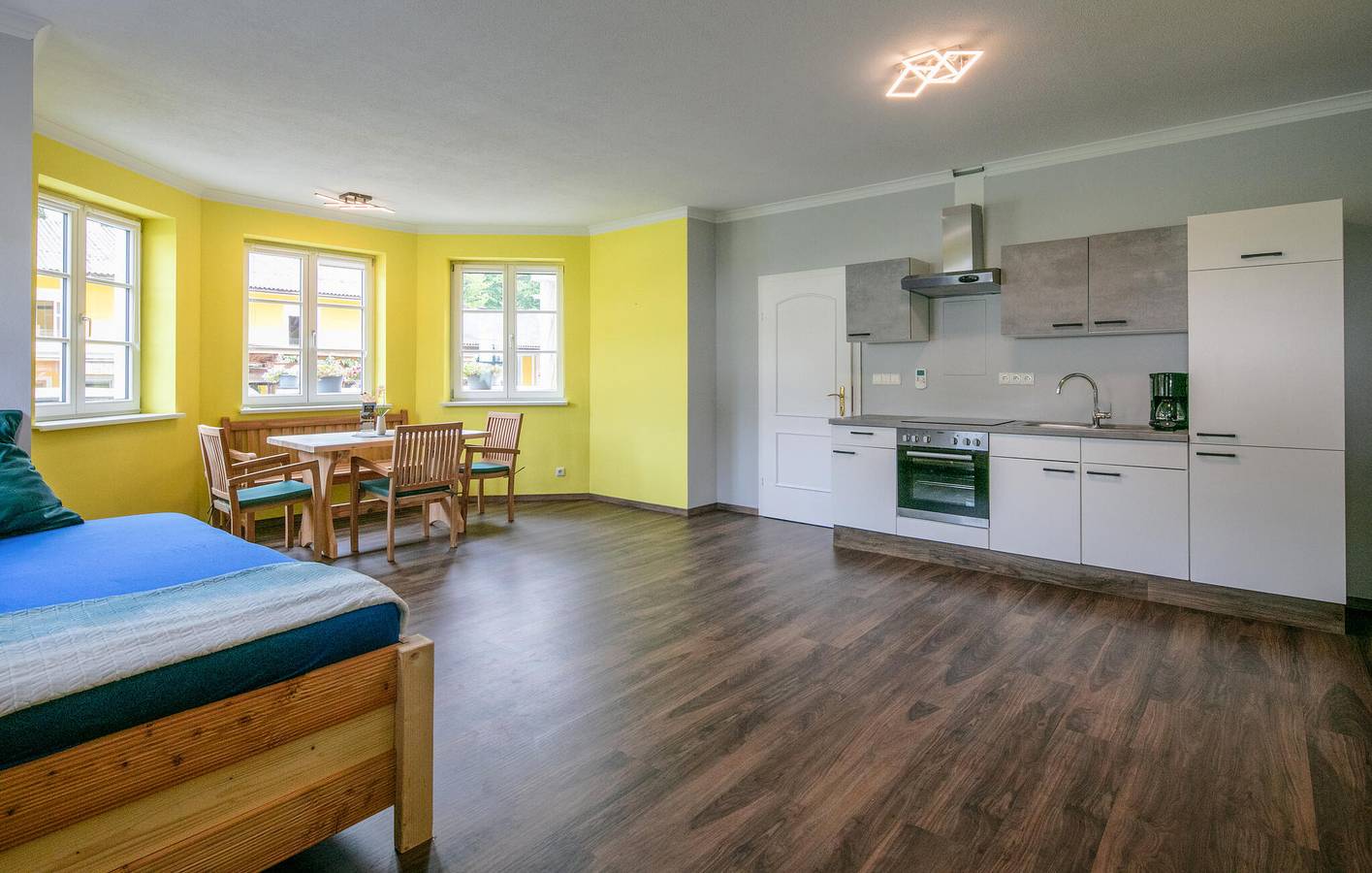 Entire holiday apartment, Holiday apartment for 4 people with terrace in Steirerland