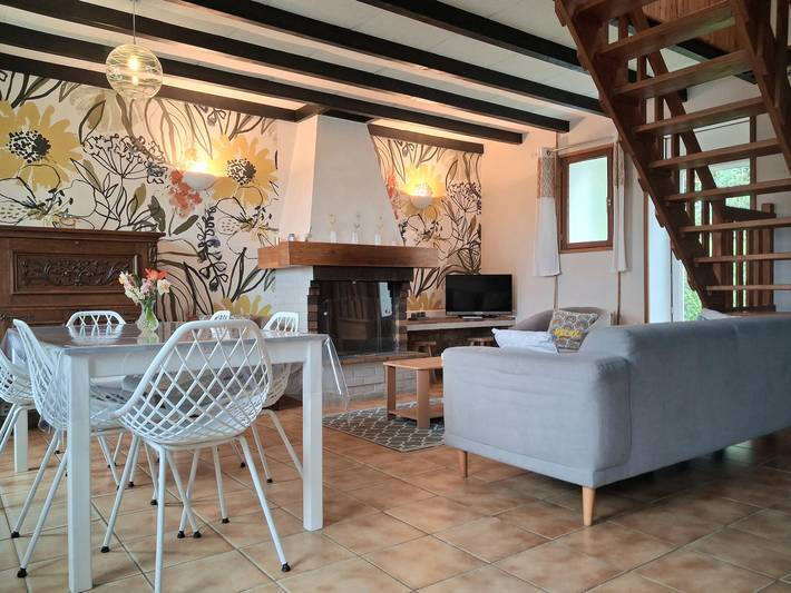 Gîte pour 6 personnes, avec Terrasse et Jardin