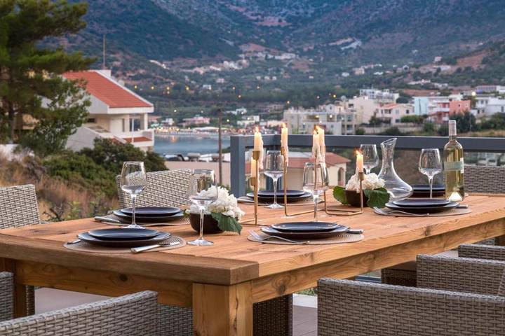 Villa pour 6 personnes, avec jardin ainsi que piscine et vue à Bali (Crète)