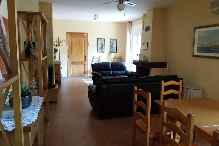 Villa für 10 Personen, mit Balkon und Garten sowie Whirlpool, mit Haustier an der Costa Dorada - 4