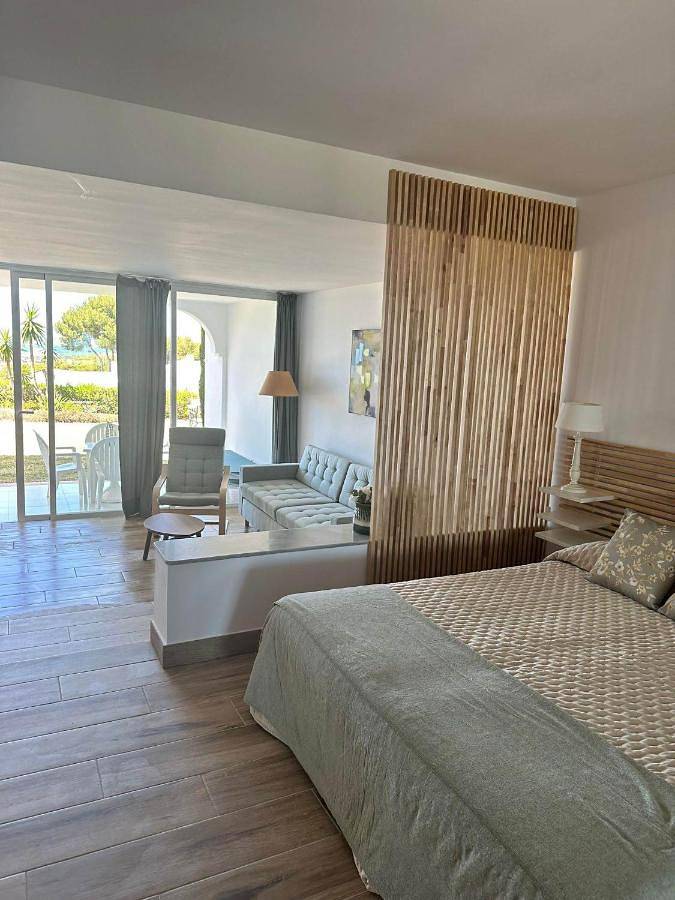 Resort para 6 personas, con jardín y piscina además de piscina para niños y vistas en Provincia de Málaga