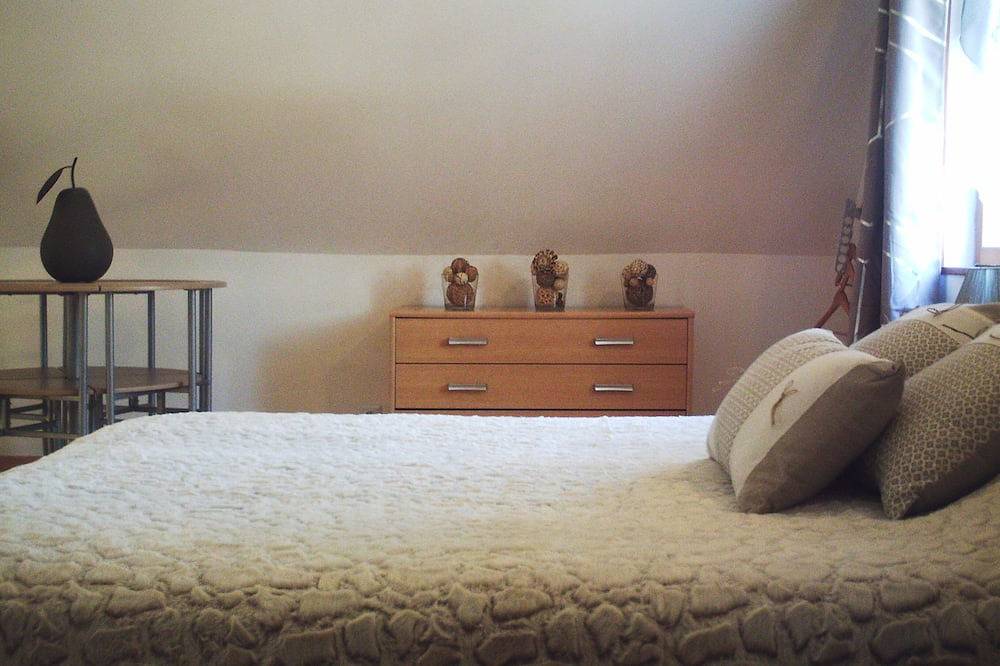 Cottage 3 people with indoor pool heated all year at 28 ° in Cartigny-l'Épinay, Bayeux region