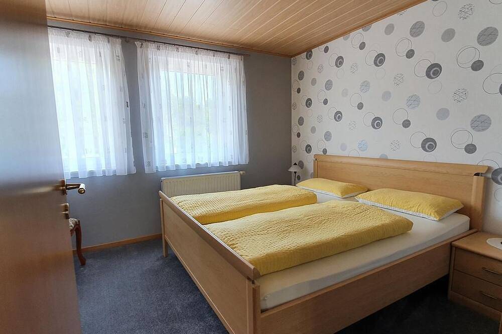 Apartment Haus Waldblick - 2-bed apartment in Silz (Pfalz), Trifelsland