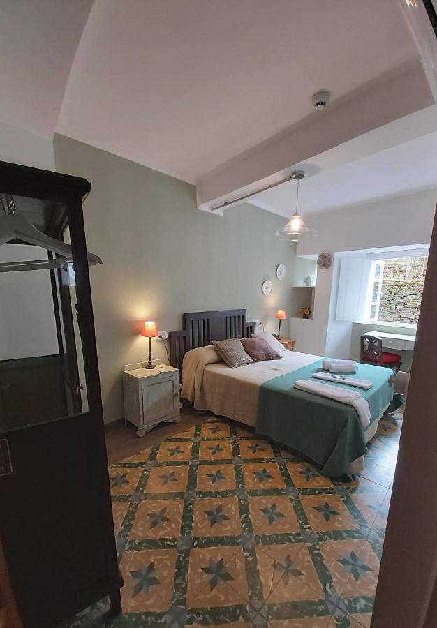 Casa de huéspuedes para 2 personas, con vistas y terraza en Galicia