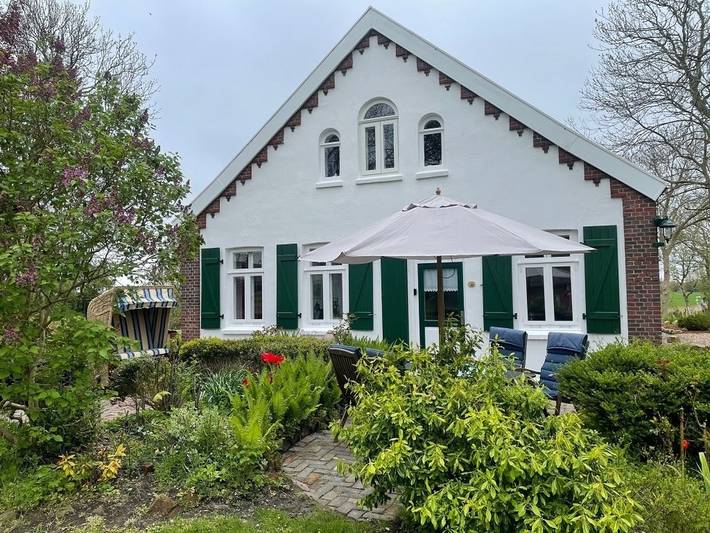 Ferienwohnung für 5 Personen, mit Garten und Sauna sowie Terrasse, mit Haustier in Werdum