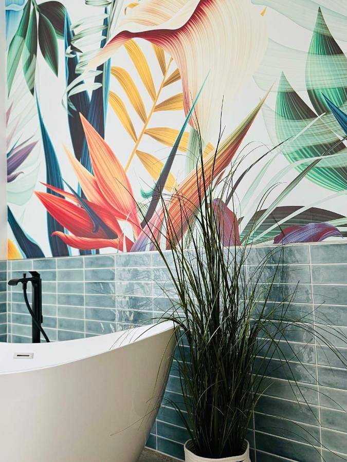 Ferienwohnung für 3 Personen, mit Terrasse und Garten sowie Pool und Ausblick