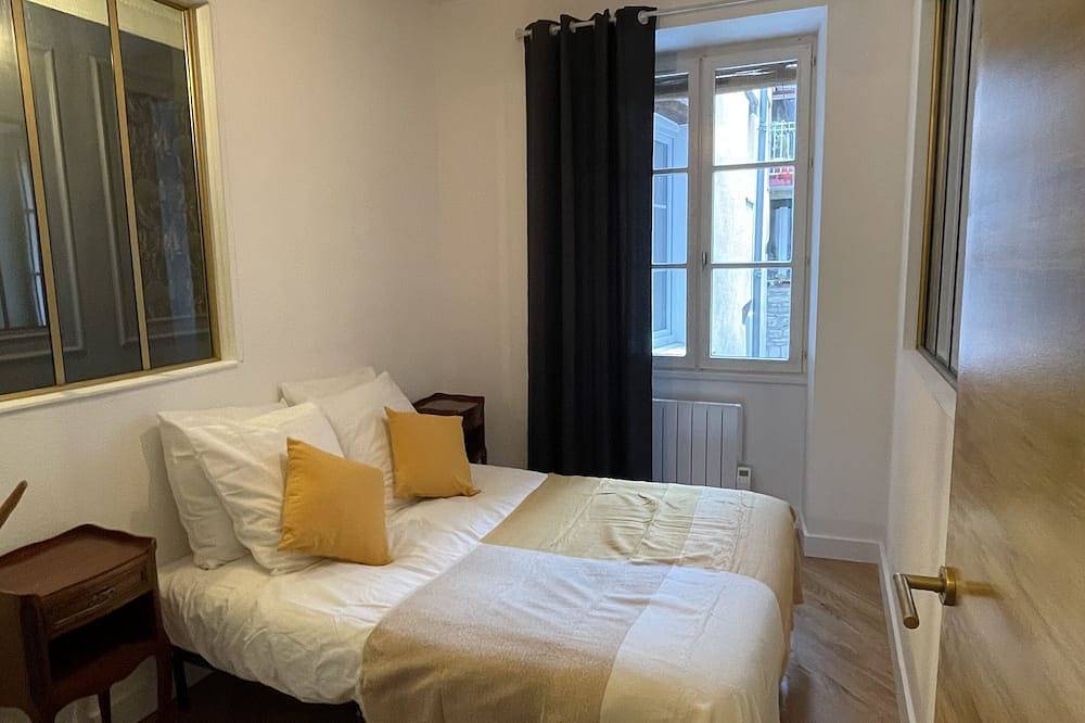 Entire apartment, Charmant Appartement Haut de Gamme in Salins-les-Bains, Jura