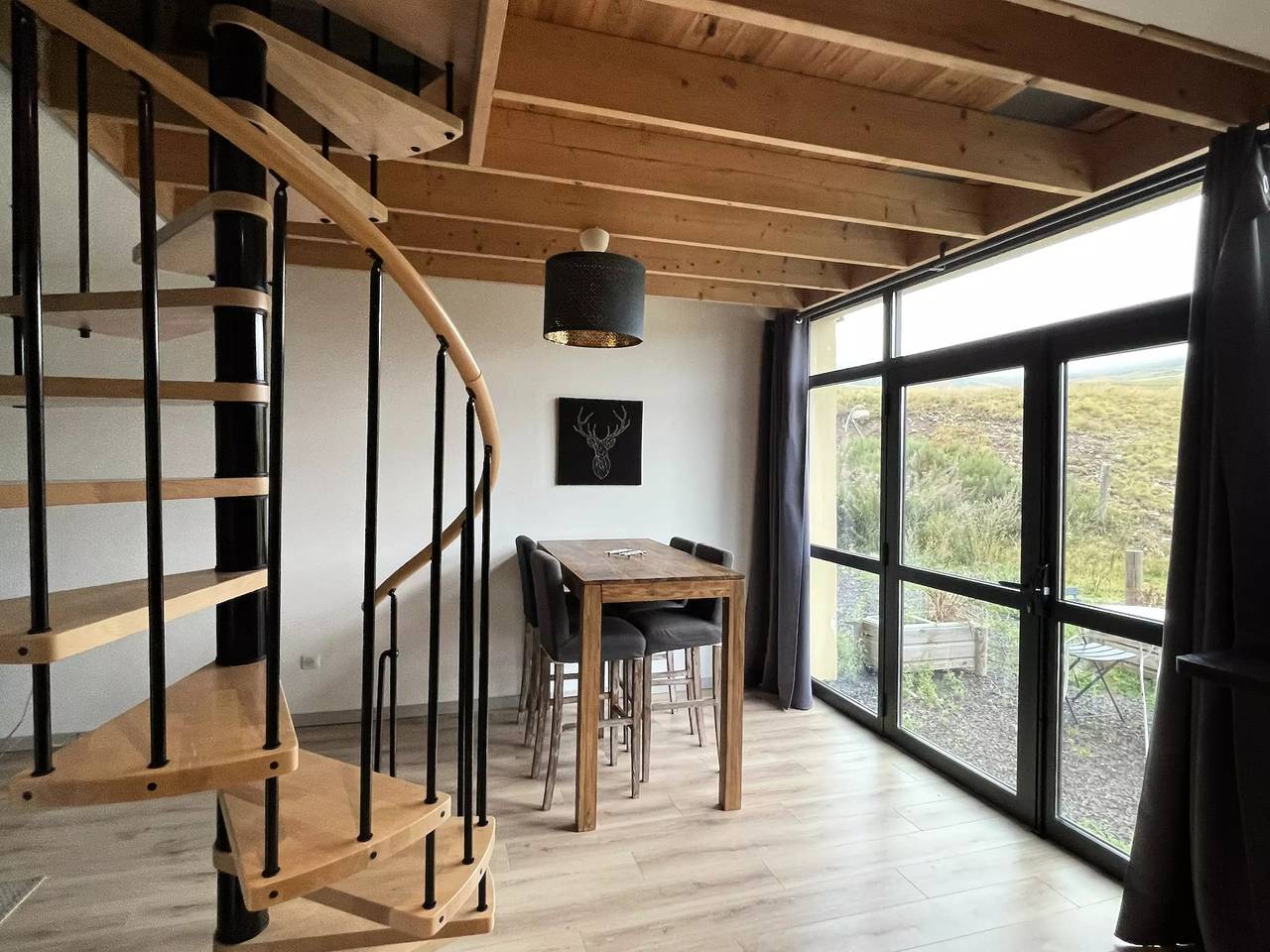 Appartement entier, Duplex confort Le Pré Marty in Albepierre-Bredons, Parc naturel régional des Volcans d'Auvergne