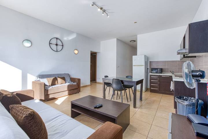 Apartment for 6 people, with balcony in San Giljan