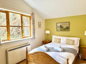 Glamping for 5 People in Carmarthenshire, South-Wales, Photo 1