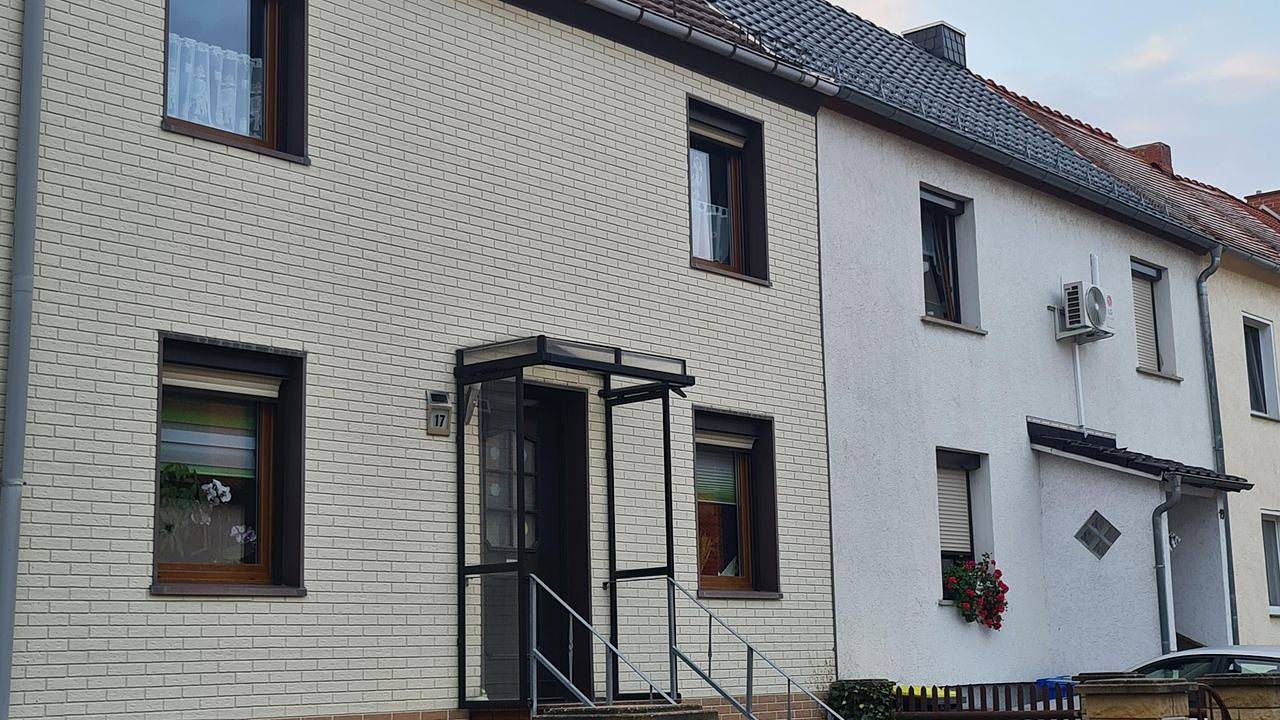 Ganze Ferienwohnung, Ferienwohnung für 6 Personen (90 m²) in Leuna in Leuna, Saale-Unstrut