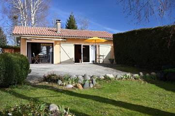 Gîte pour 2 personnes, avec terrasse et jardin à Saint-Girons (Ariège)