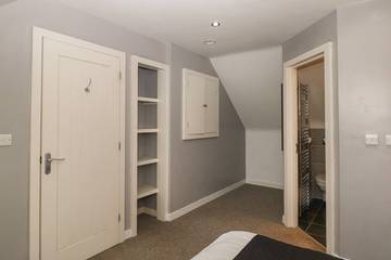 Cottage for 10 People in Alton Towers, Staffordshire, Photo 3