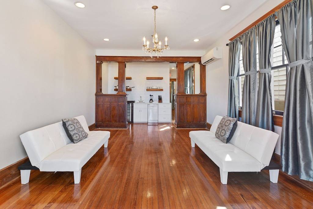 Bed And Breakfast for 10 Guests in Faubourg Marigny, Orleans Parish