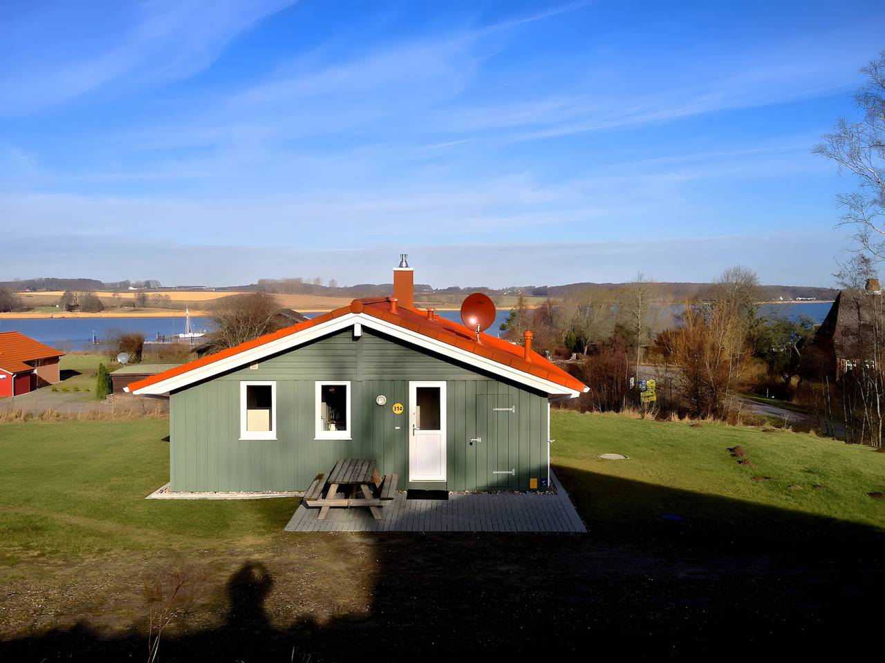 Ferienhaus 'Skipper-Lodge Nord' mit Meerblick, privater Terrasse und Wlan in Kosel, Rendsburg-Eckernförde