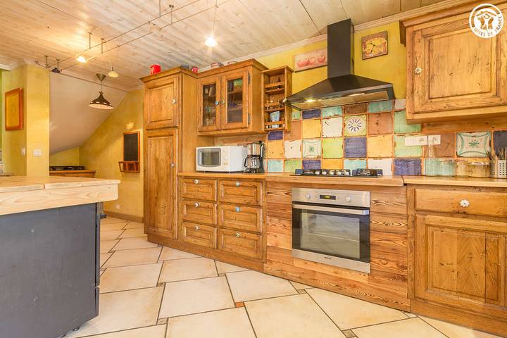 Gîte pour 14 personnes, avec jardin et terrasse, animaux acceptés à Albiez-Montrond - 2